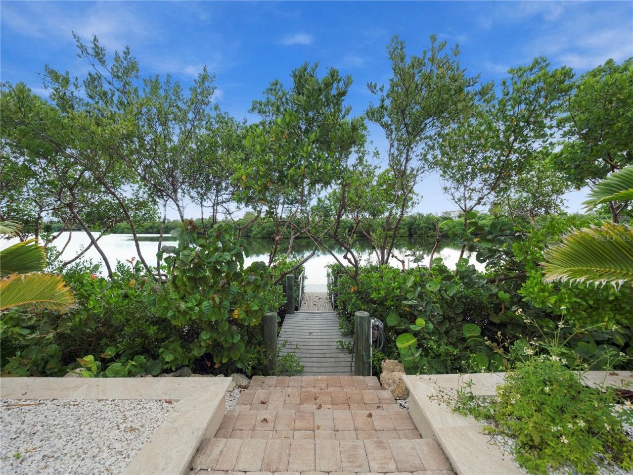 908 Bayshore Drive, Terra Ceia, FL 34250 Photo