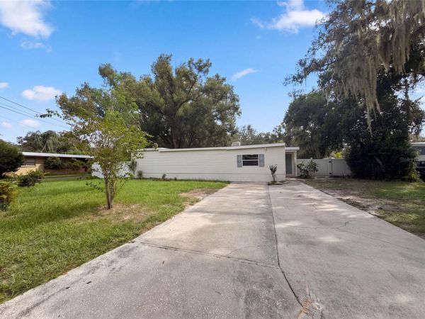 409 BERWICK AVENUE , TEMPLE TERRACE, FL 33617