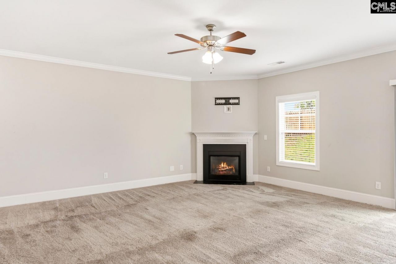 555 Caladium Way  Photo 12