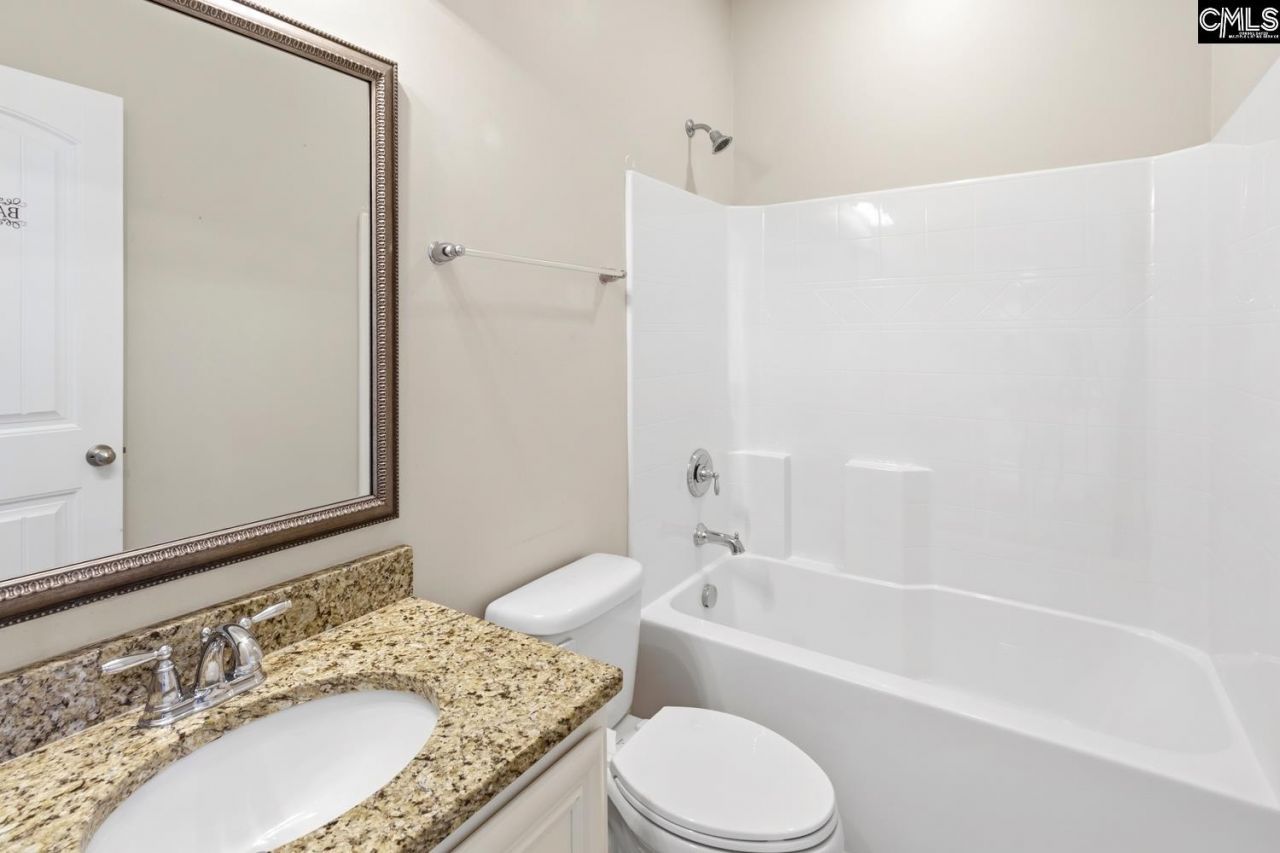 555 Caladium Way  Photo 5