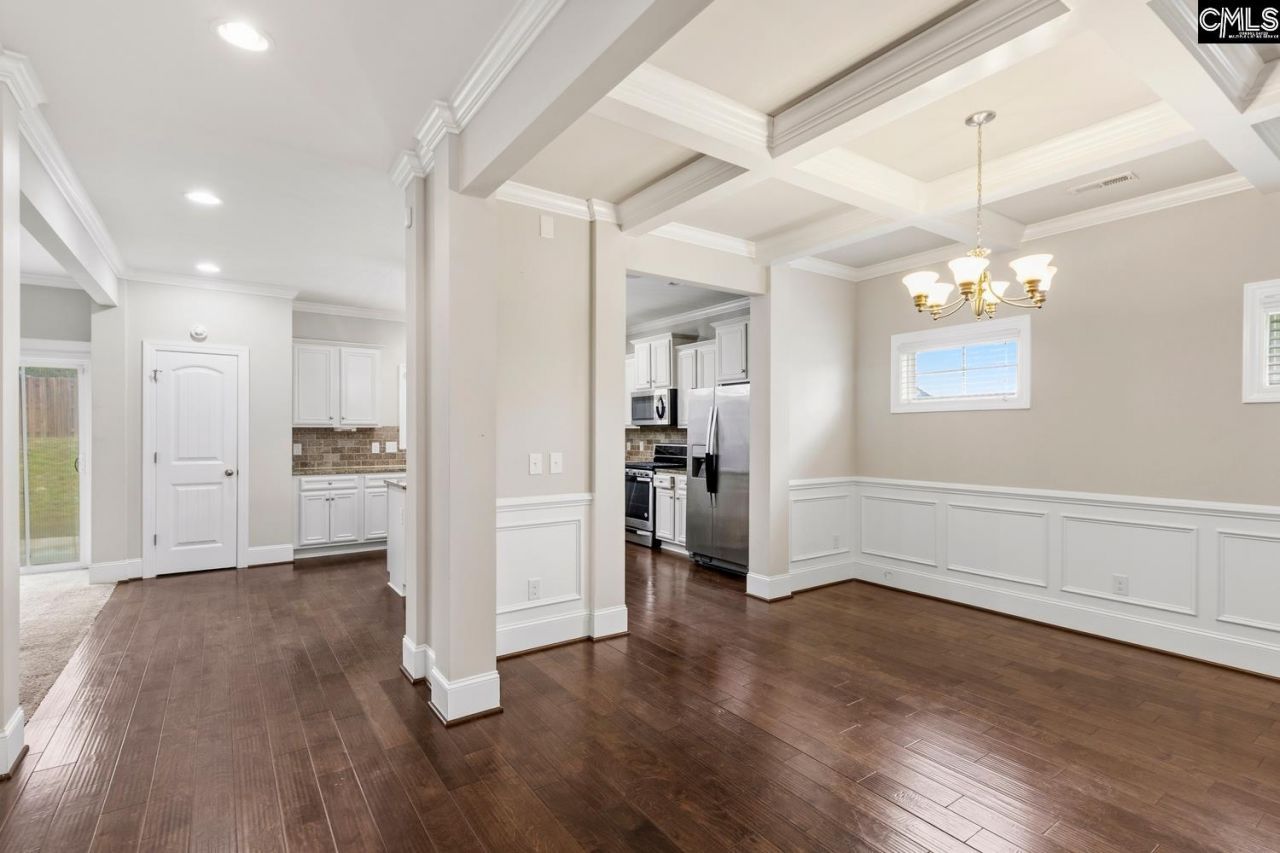 555 Caladium Way  Photo 6