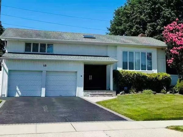 15 Yates Lane, Jericho, NY 11753