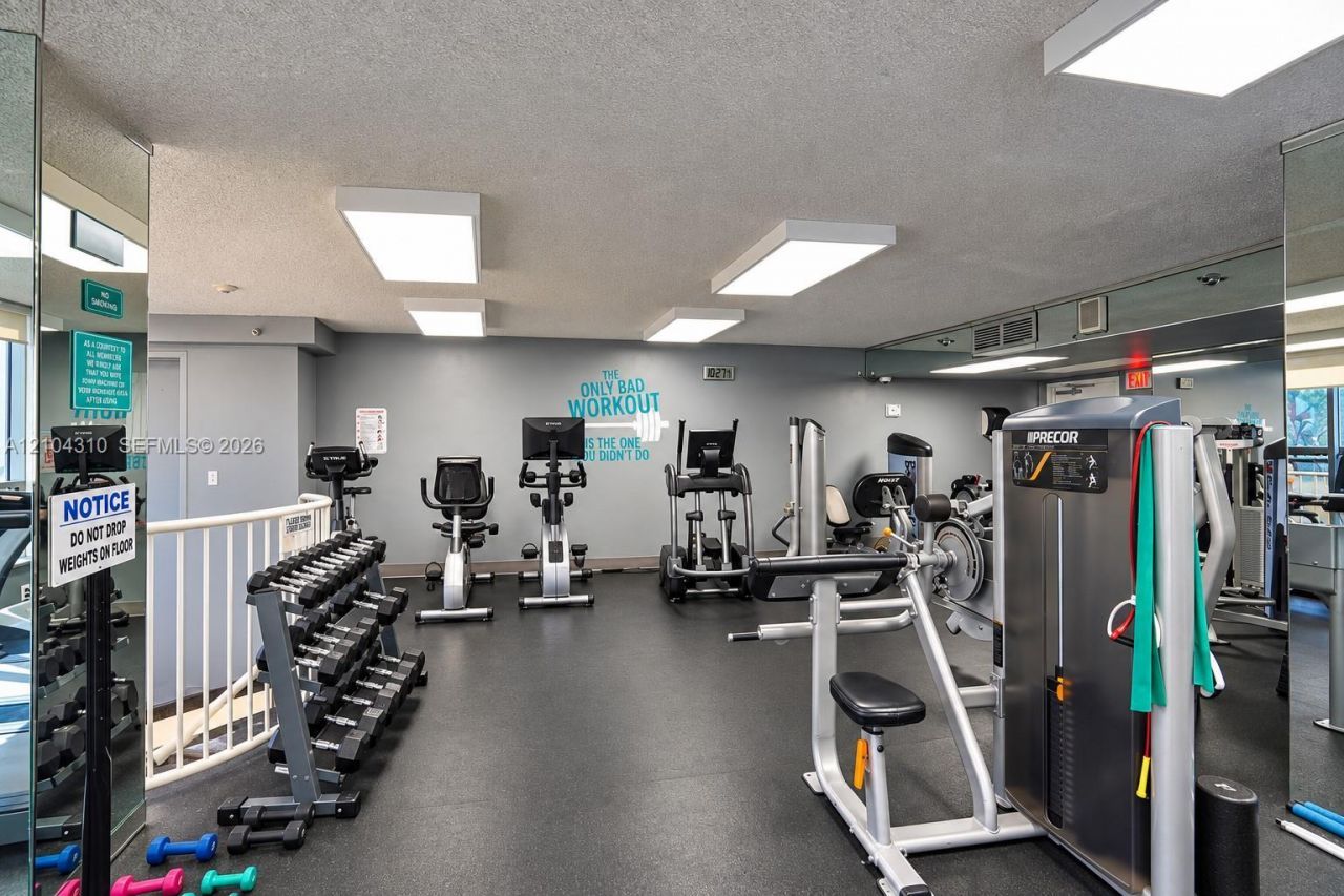 3530 Mystic Pointe Dr , Unit 415, Aventura, FL 33180 Photo