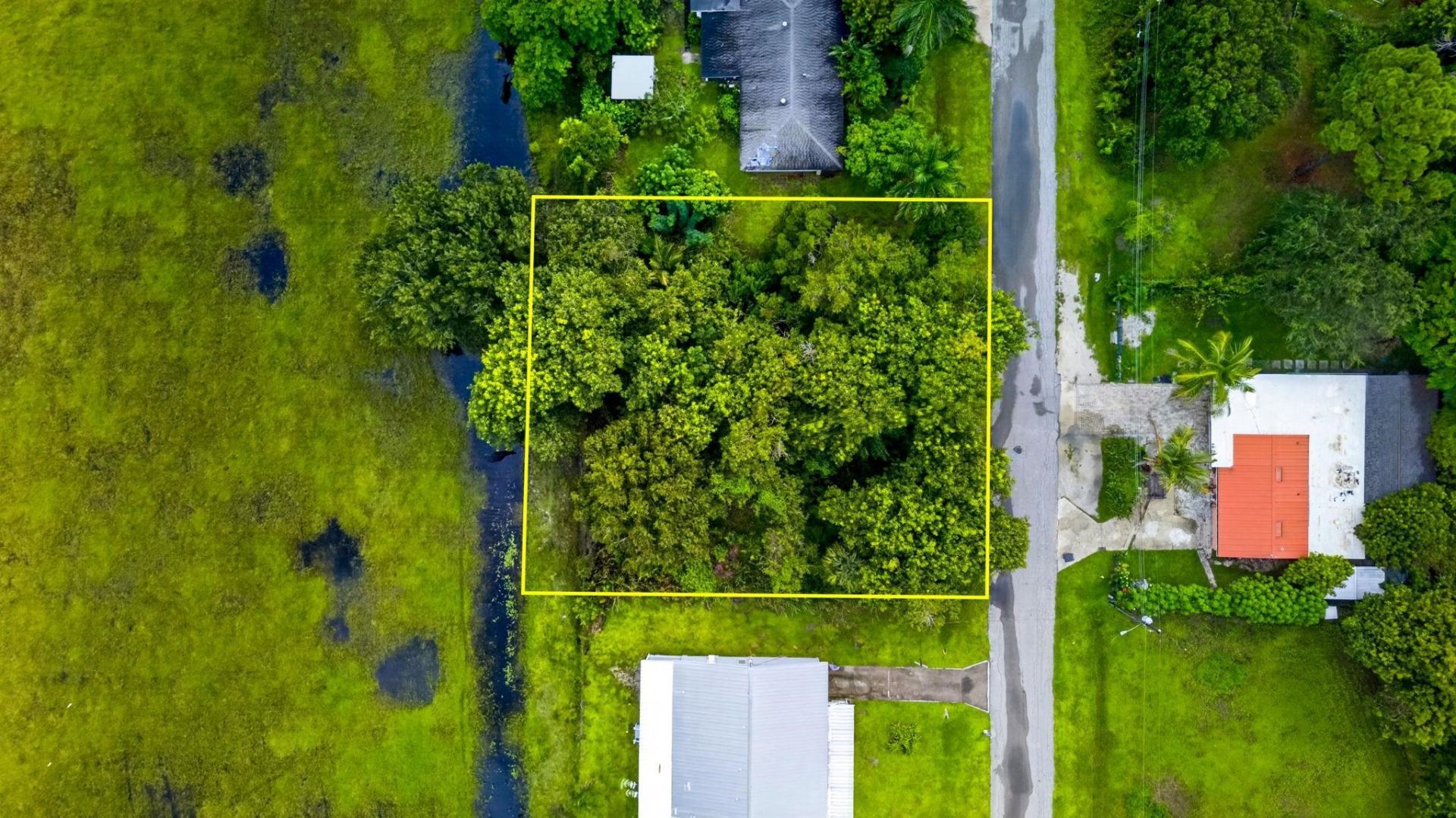 2566 Dryden Cir, Fort Myers, FL 33905 Photo