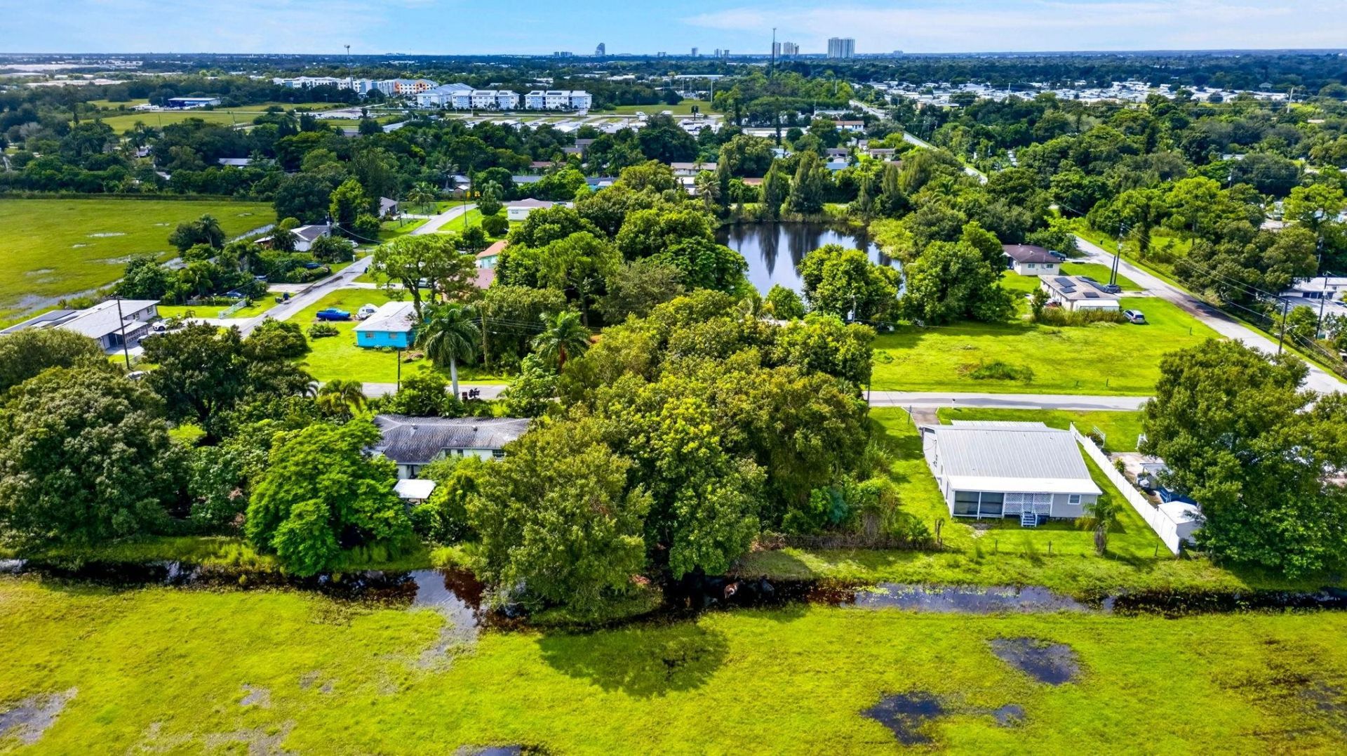 2566 Dryden Cir, Fort Myers, FL 33905 Photo