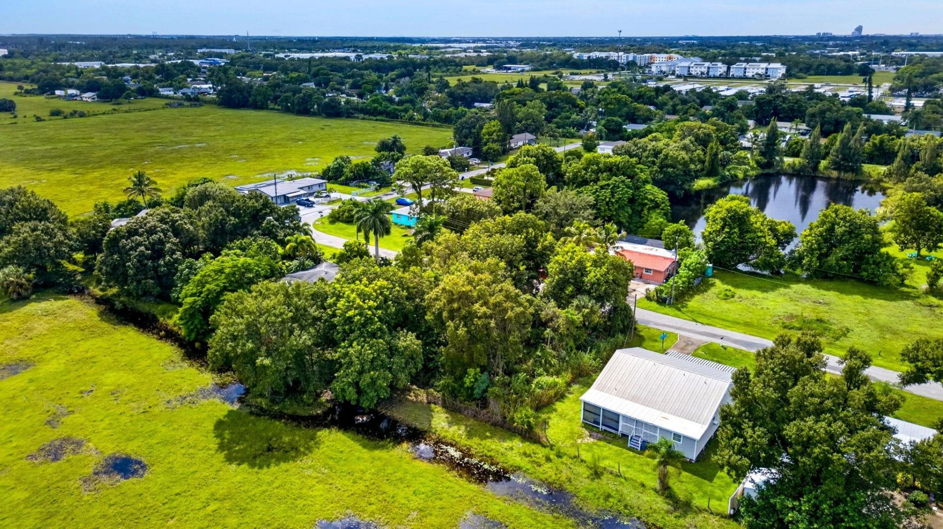 2566 Dryden Cir, Fort Myers, FL 33905 Photo