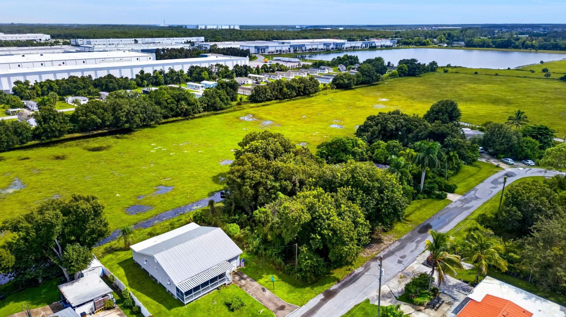 2566 Dryden Cir, Fort Myers, FL 33905 Photo