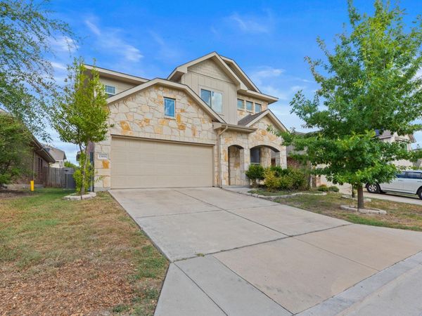 13906 Cantata LN , Pflugerville, TX 78660