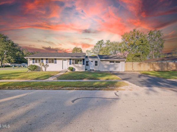 6604 Hill Avenue, Toledo, OH 43615