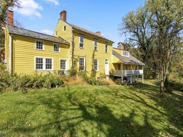 64 Bloomsbury Road, Franklin, NJ 08802