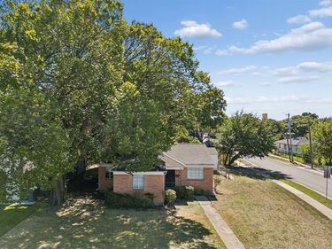 3802 Dunhaven Road, Dallas, TX 75220