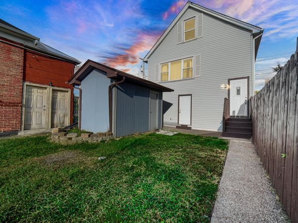 4011 Euclid Avenue, East Chicago, IN 46312