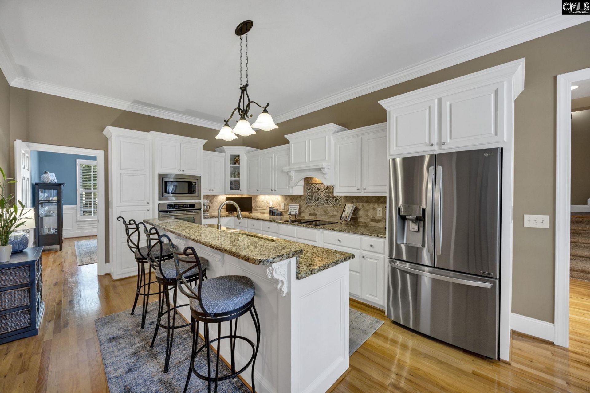 8 Greenside Lane  Photo 13