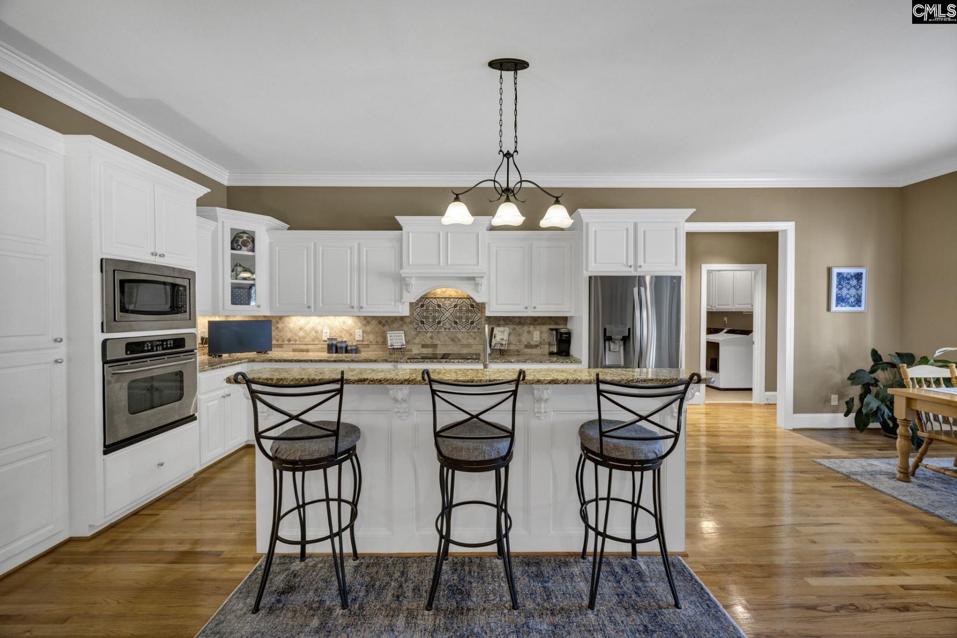 8 Greenside Lane  Photo 14