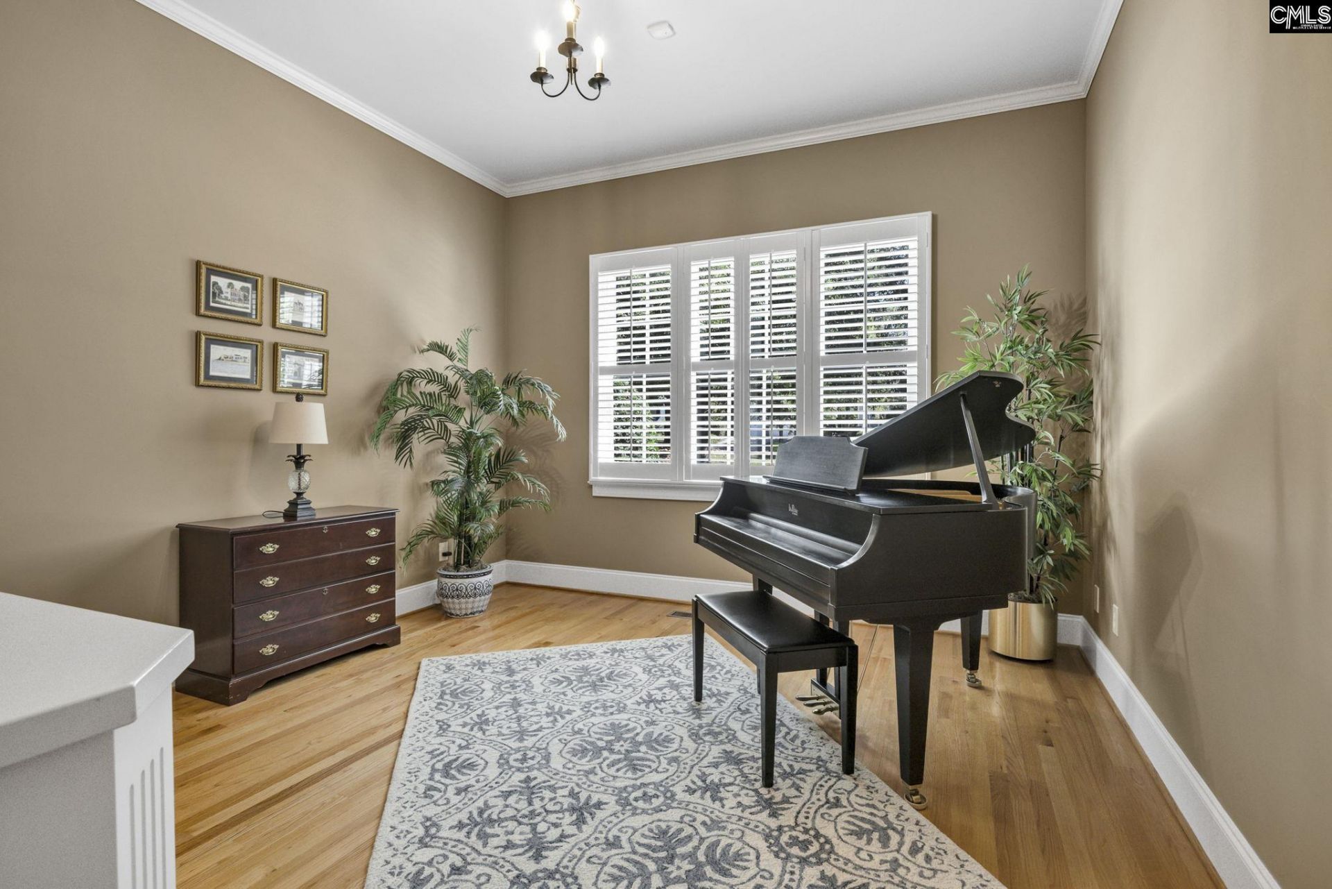 8 Greenside Lane  Photo 29