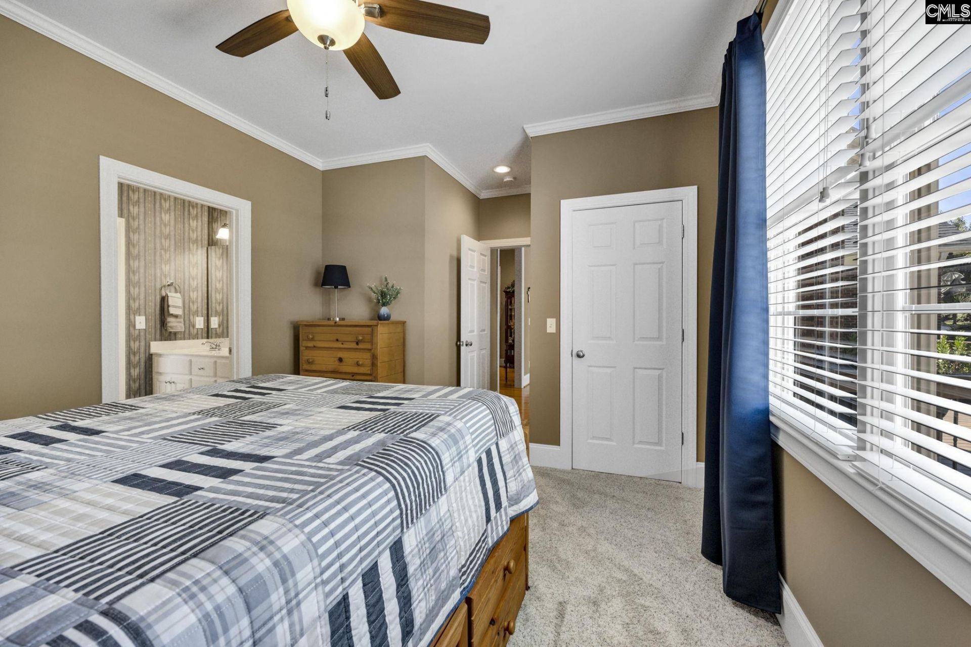 8 Greenside Lane  Photo 35