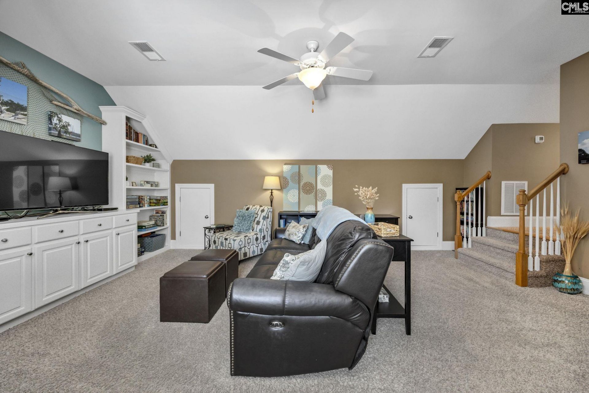 8 Greenside Lane  Photo 40