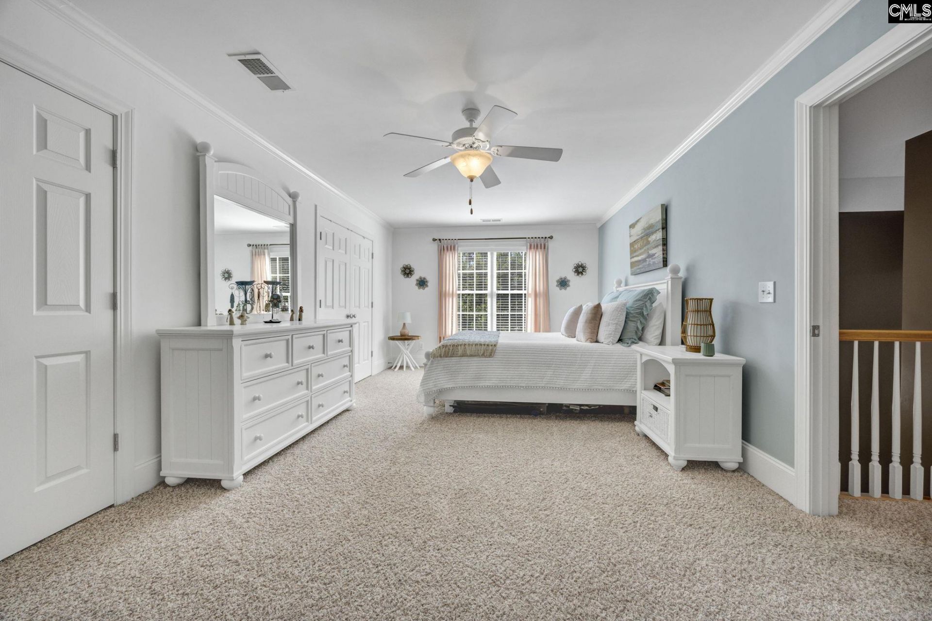 8 Greenside Lane  Photo 41