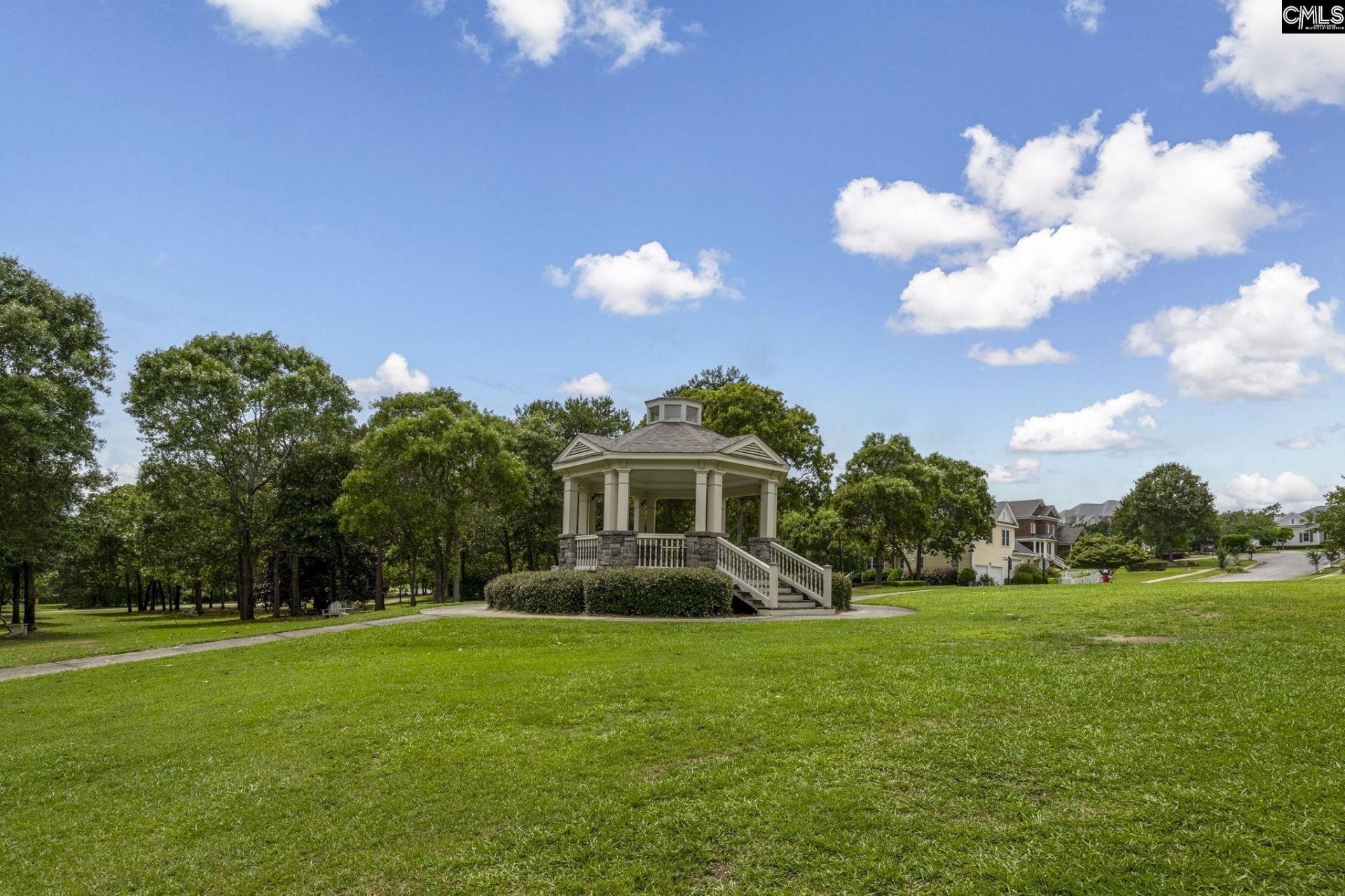 8 Greenside Lane  Photo 61