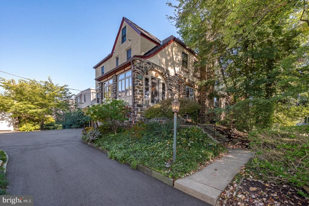 513 E WYNNEWOOD ROAD, MERION STATION, PA 19066