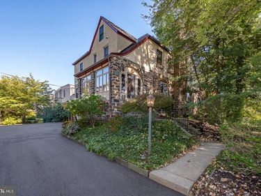 513 E WYNNEWOOD ROAD, MERION STATION, PA 19066