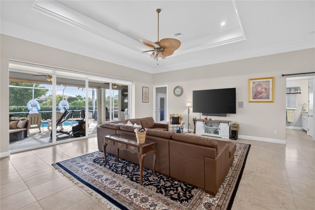 434 E Cashew, Punta Gorda, FL 33955 Photo