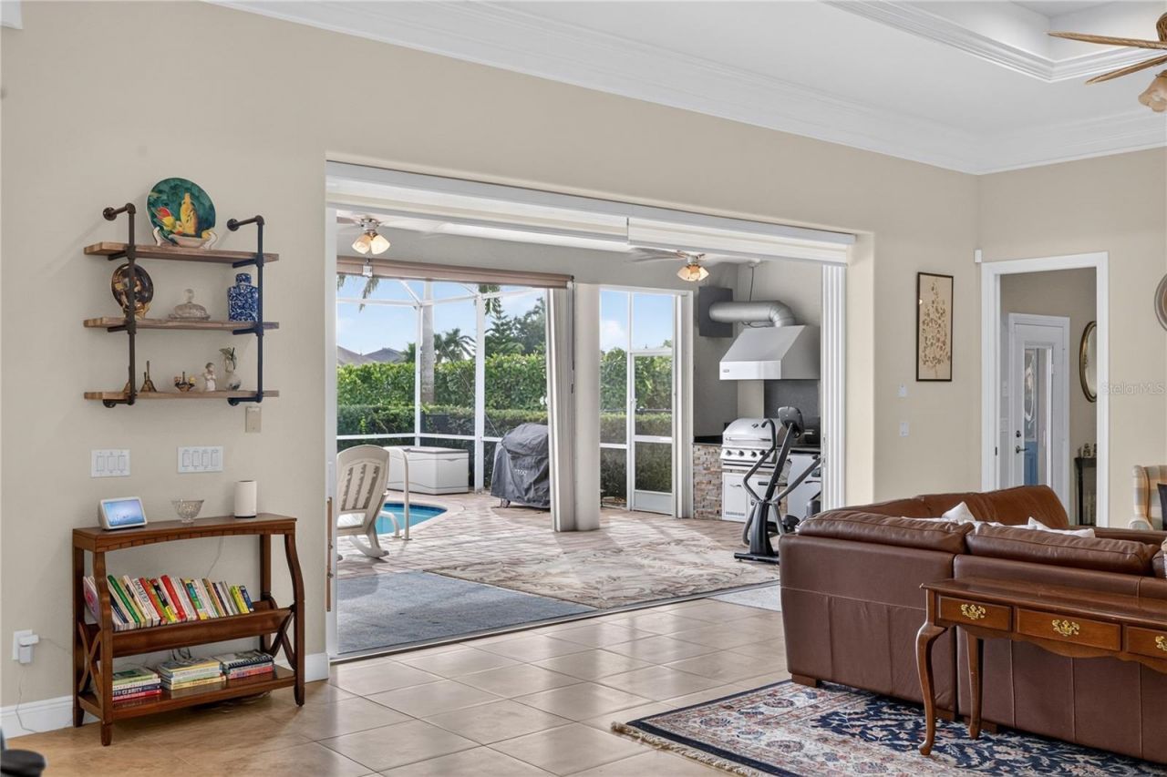 434 E Cashew, Punta Gorda, FL 33955 Photo