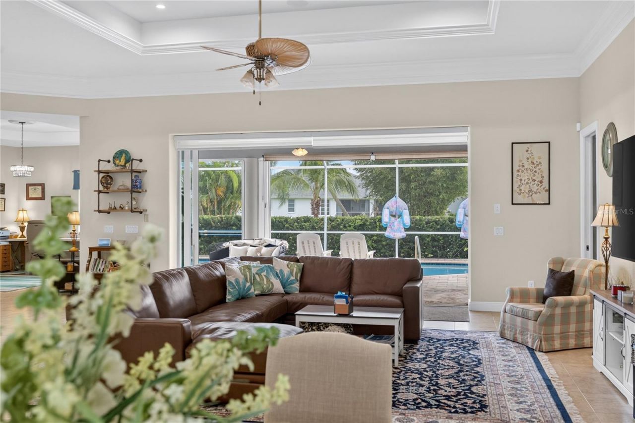 434 E Cashew, Punta Gorda, FL 33955 Photo