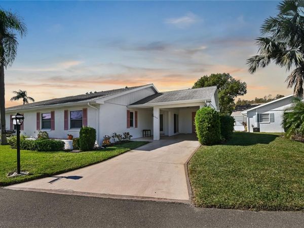 2346 GAINESBOROUGH LOOP , Unit 211, SUN CITY CENTER, FL 33573
