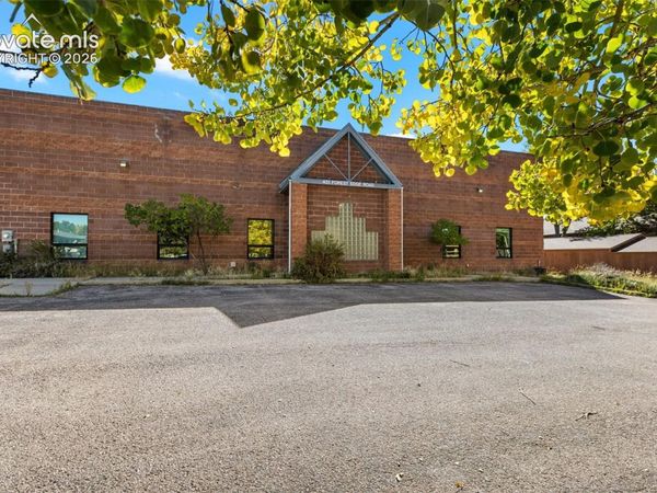 451 Forest Edge Road, Woodland Park, CO 80863