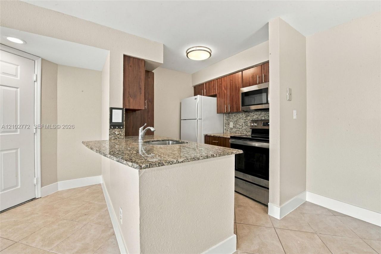 2946 S University Dr, Unit 7102, Davie, FL 33328 Photo