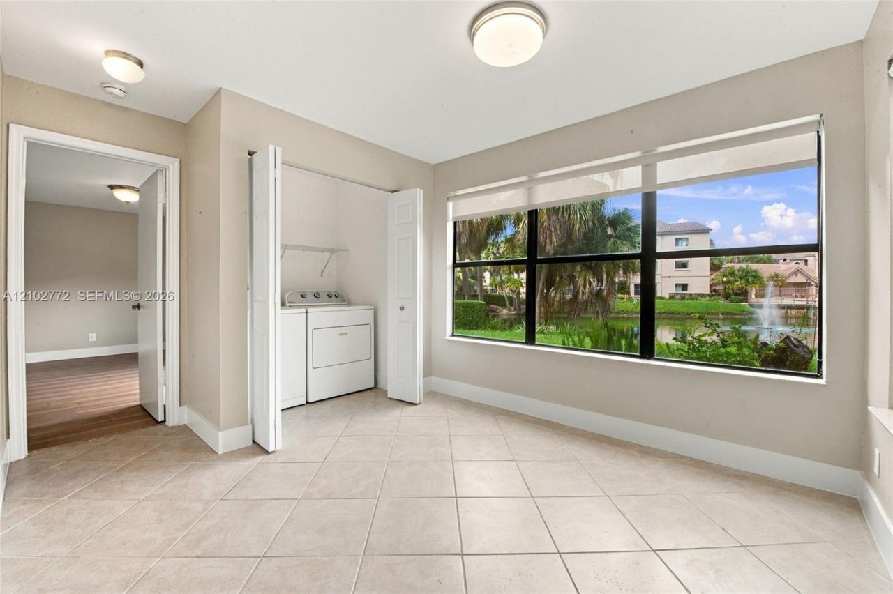2946 S University Dr, Unit 7102, Davie, FL 33328 Photo