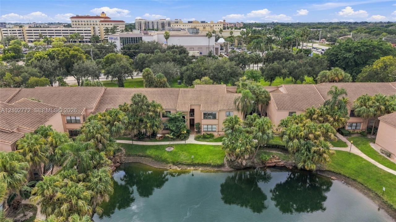 2946 S University Dr , Unit 7102, Davie, FL 33328 Photo