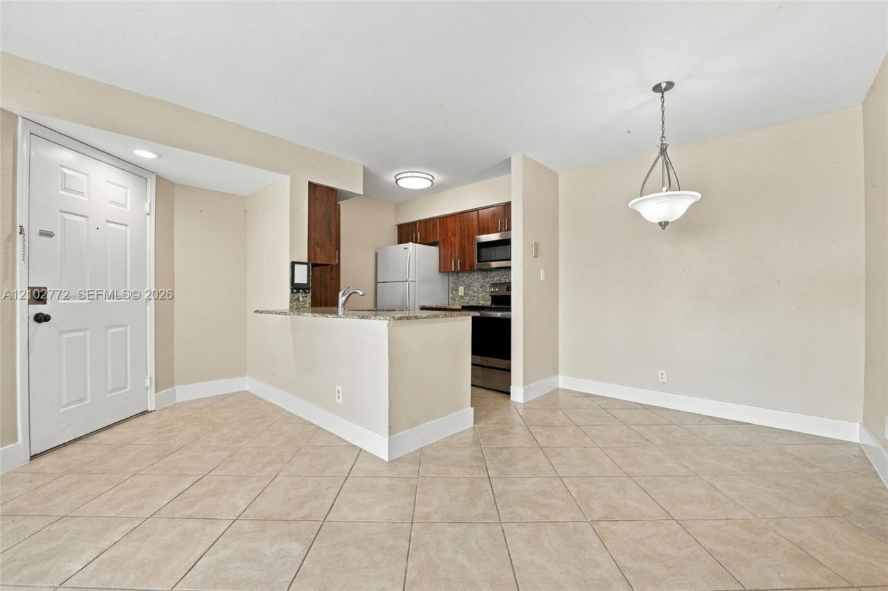 2946 S University Dr, Unit 7102, Davie, FL 33328 Photo