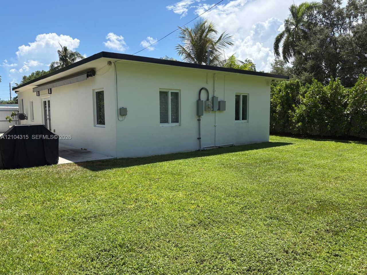 5911 SW 62nd Ter , South Miami, FL 33143 Photo