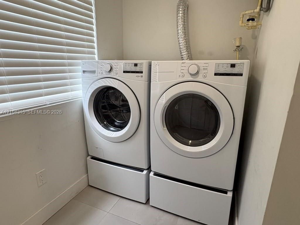 5911 SW 62nd Ter , South Miami, FL 33143 Photo