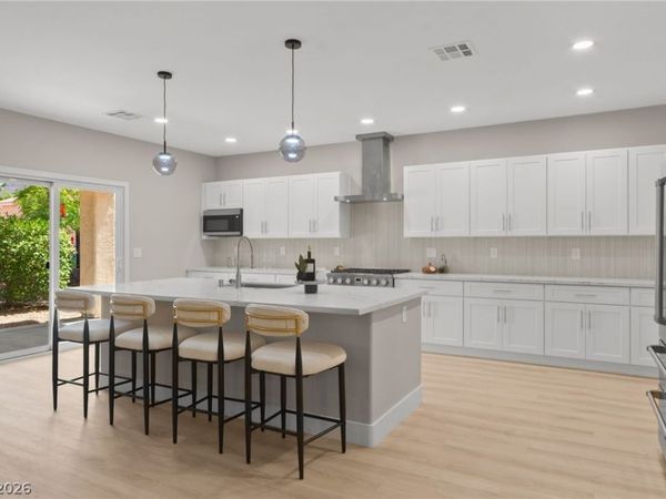 2100 Burtonsville Drive, Henderson, NV 89044