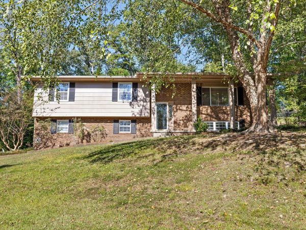 6218 Glenridge Lane, Hixson, TN 37343