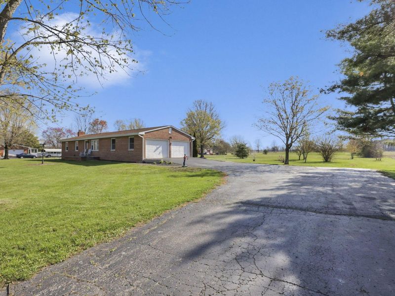 7974 Braun Road, Groveport, OH 43125 Photo 4