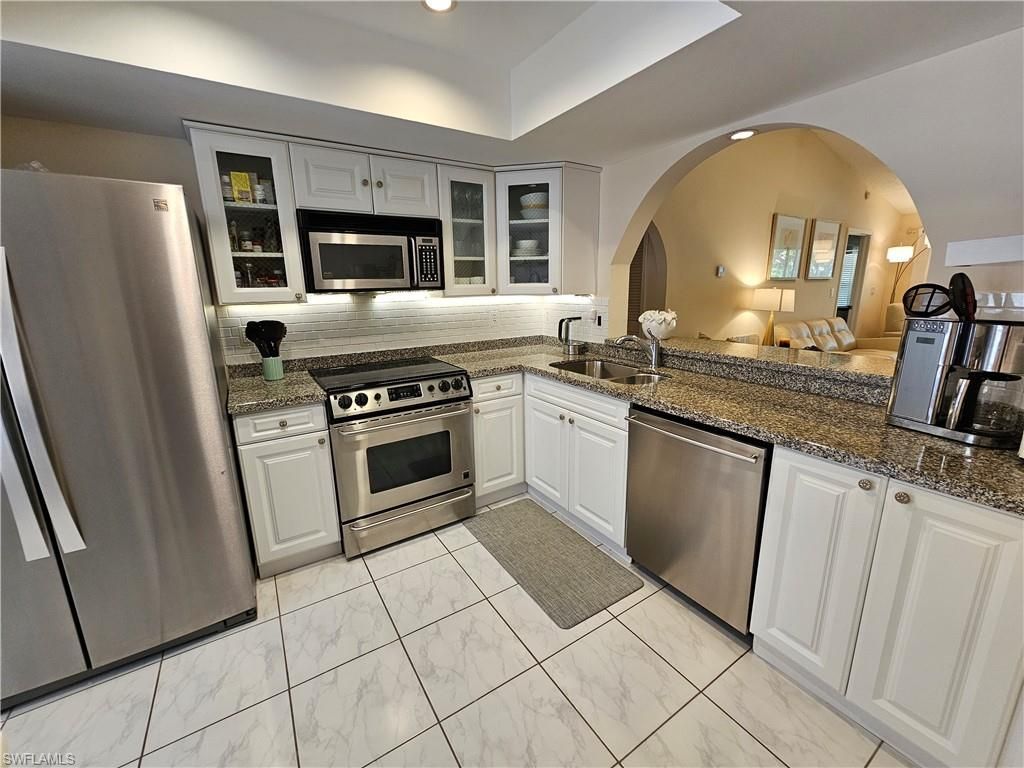 668 Mardel Ct , Unit 807, Naples, FL 34104 Photo