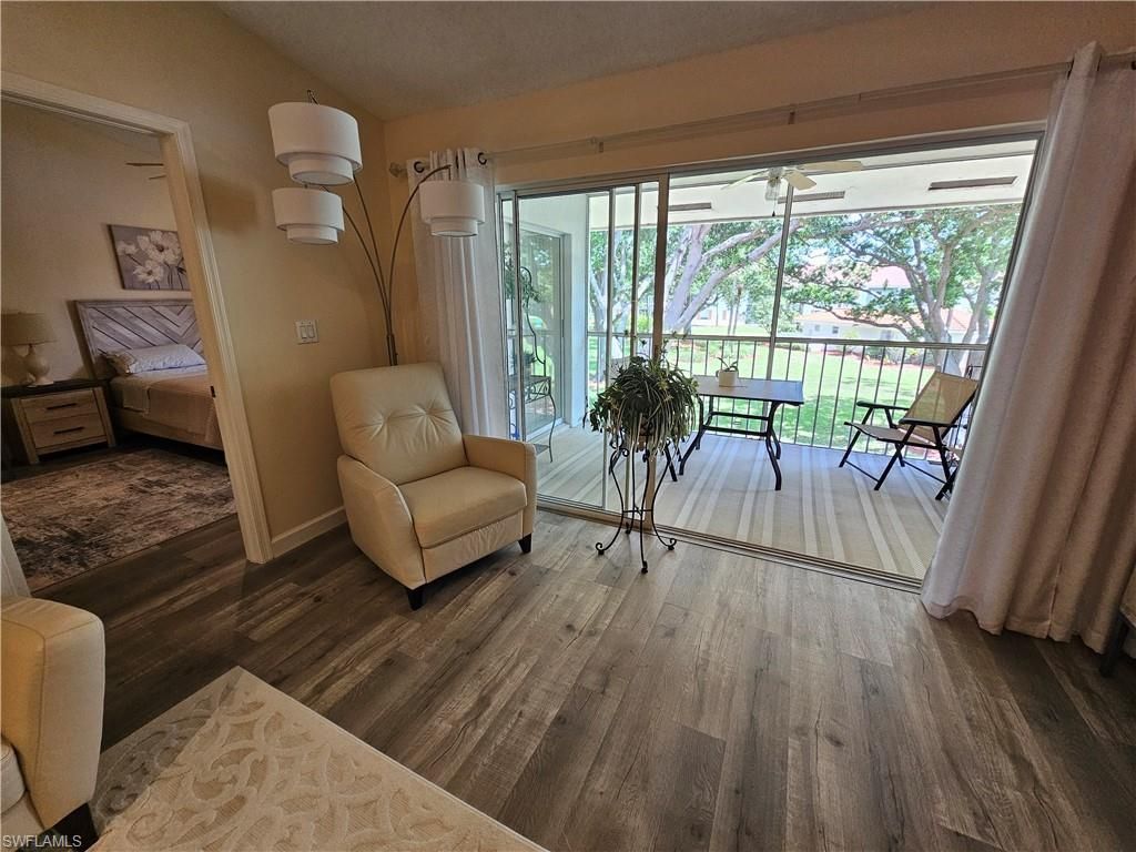 668 Mardel Ct , Unit 807, Naples, FL 34104 Photo