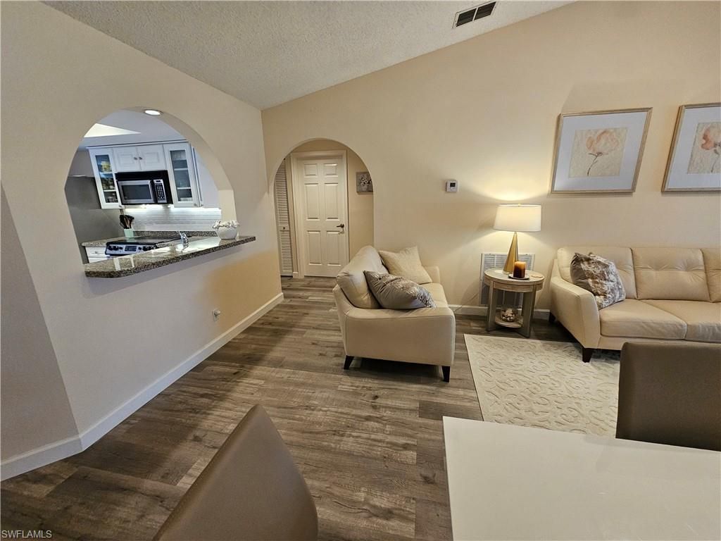 668 Mardel Ct , Unit 807, Naples, FL 34104 Photo
