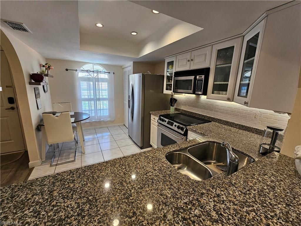 668 Mardel Ct , Unit 807, Naples, FL 34104 Photo