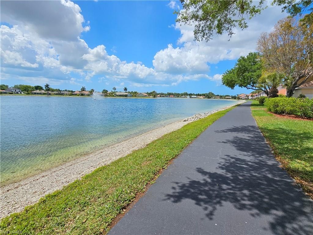 668 Mardel Ct , Unit 807, Naples, FL 34104 Photo