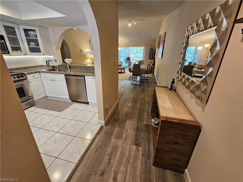 668 Mardel Ct , Unit 807, Naples, FL 34104 Photo