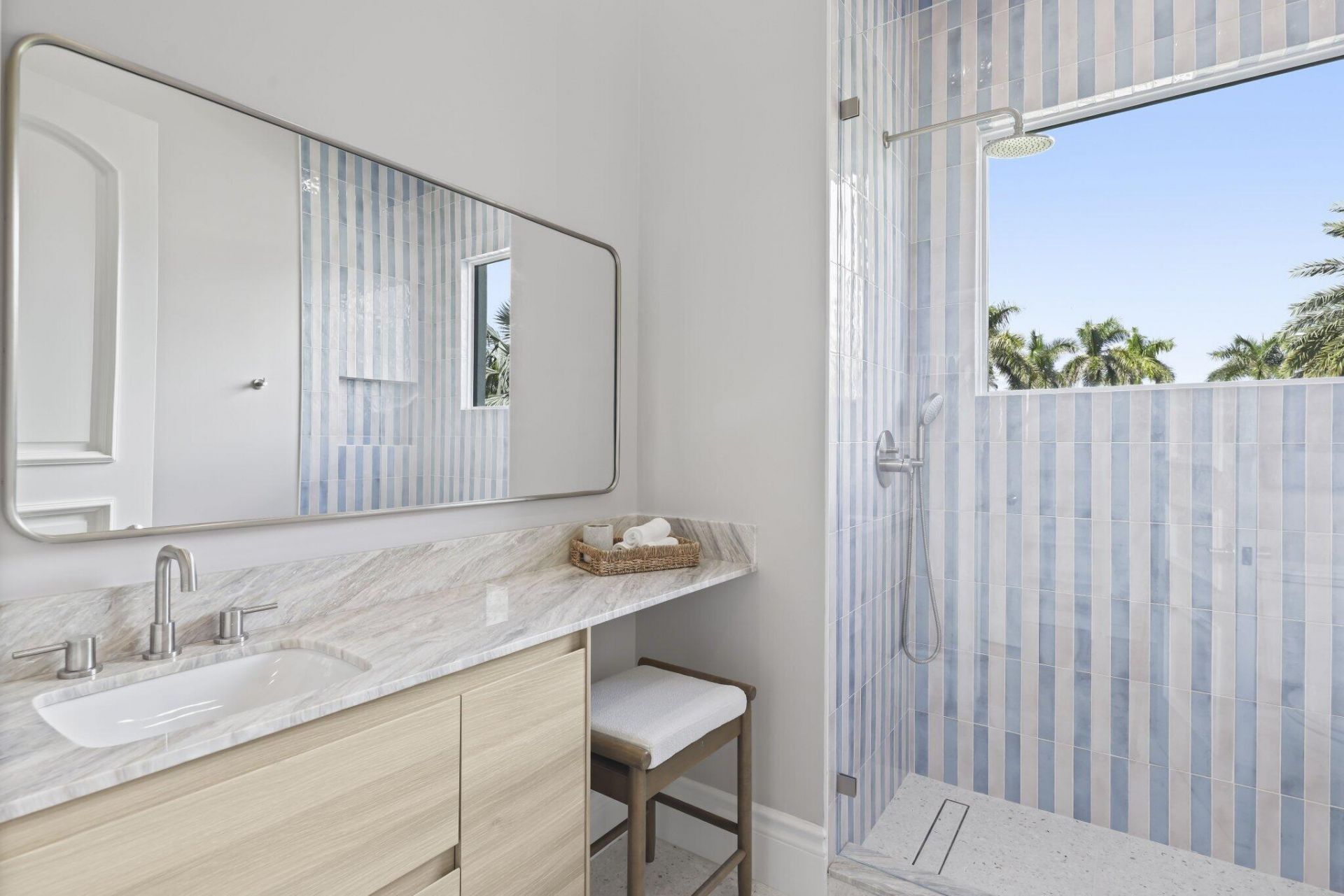 1010 Grand Court, Highland Beach, FL 33487 Photo