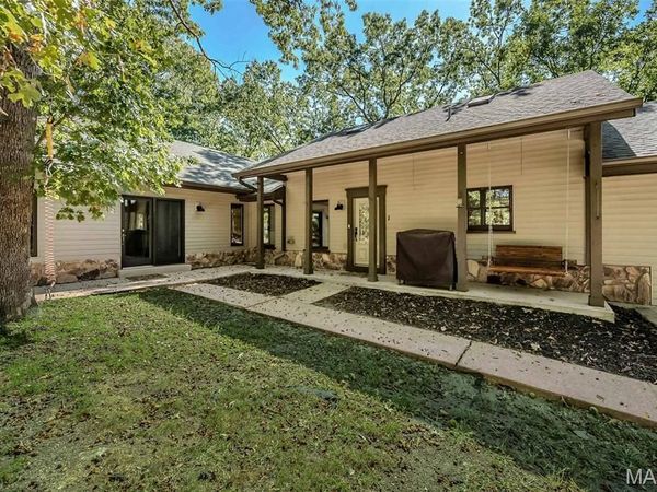 1302 Bear Canyon Road , Wildwood, MO 63021