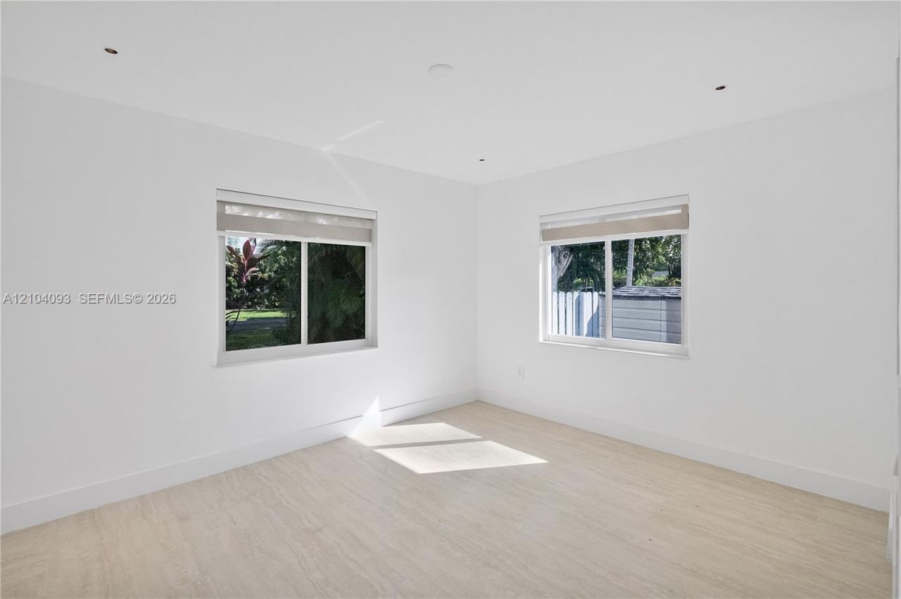 162 NE 108th St , Miami Shores, FL 33161 Photo