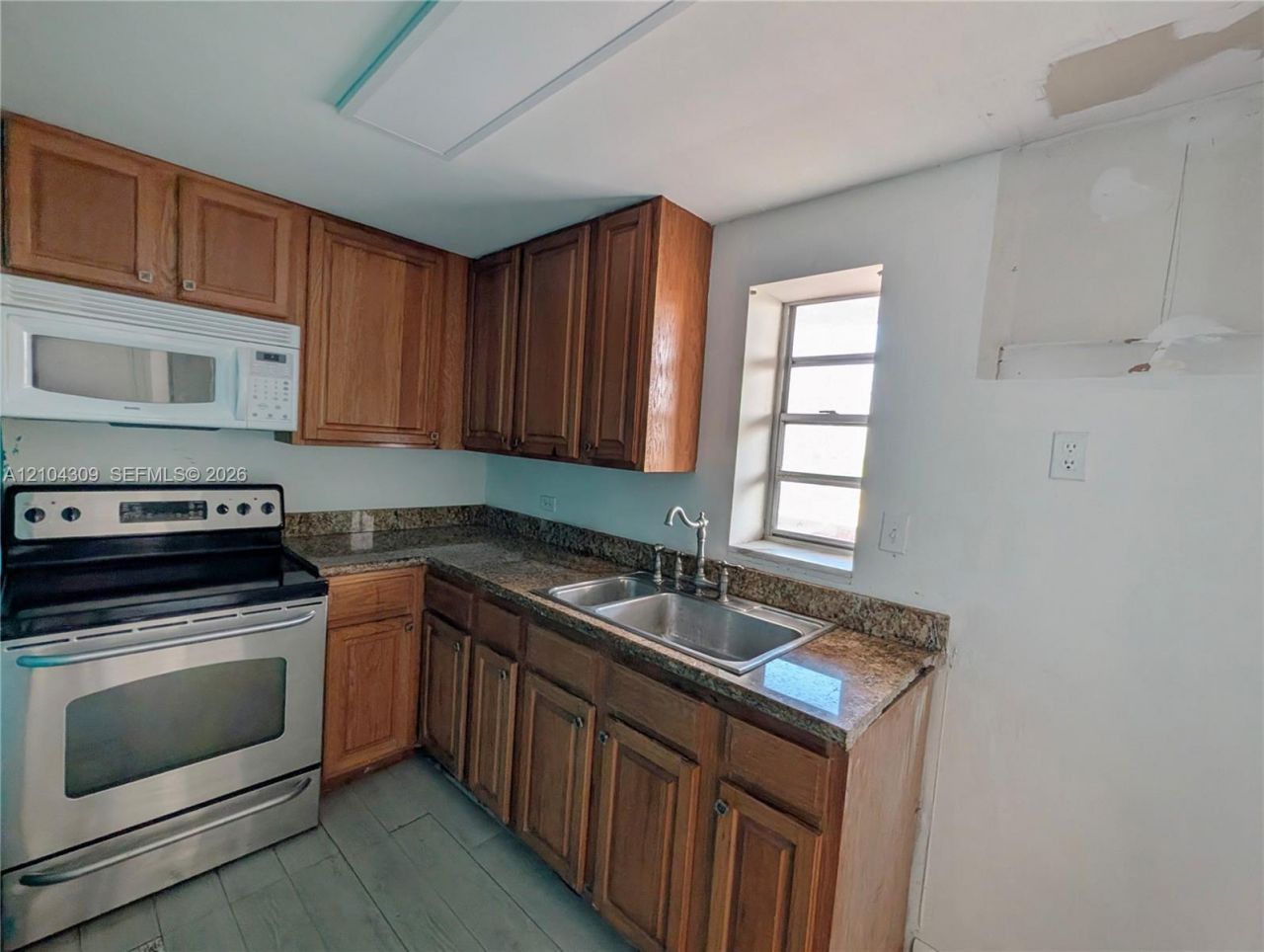3201 NE 14th St Cswy , Unit 408, Pompano Beach, FL 33062 Photo
