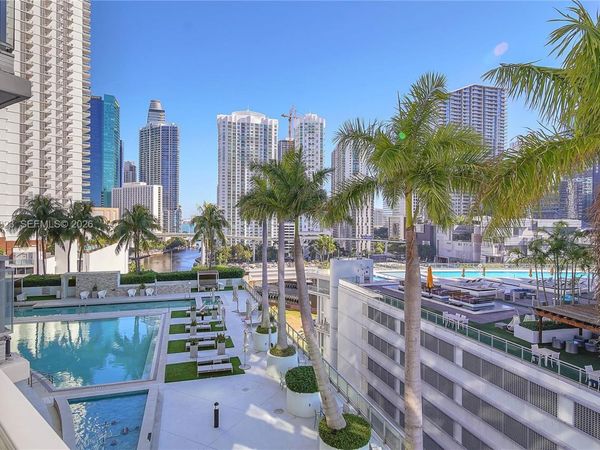 90 SW 3rd St , Unit 1213, Miami, FL 33130